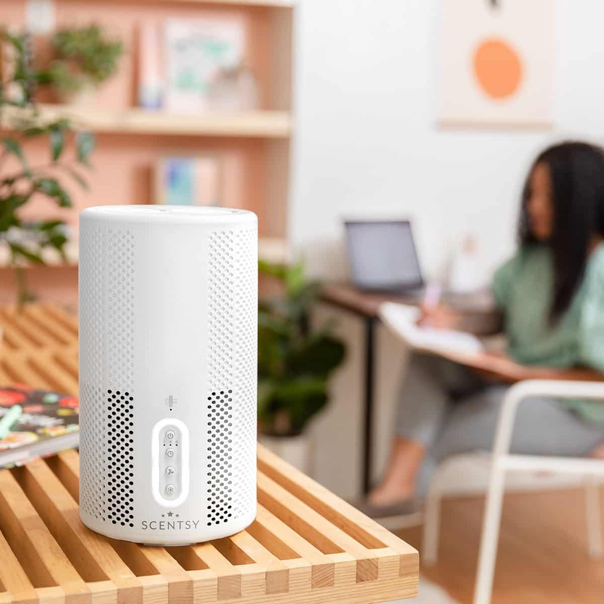 Scentsy Air Purifier 01