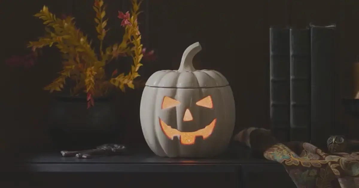 Scentsy September 2026 Monthly Edit: Halloween Collection Warmer &Amp; Scents Scentsy September 2026 Monthly Edit: Halloween Collection Warmer & Scents