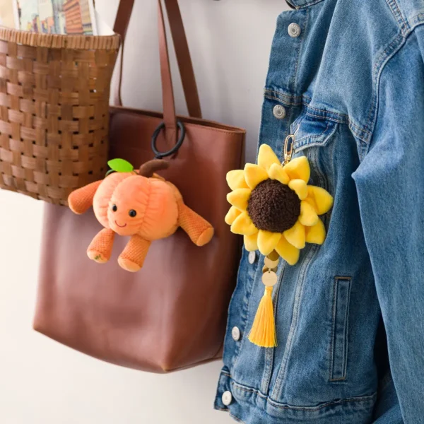 Jinx the Pumpkin Scentsy Buddy Clip