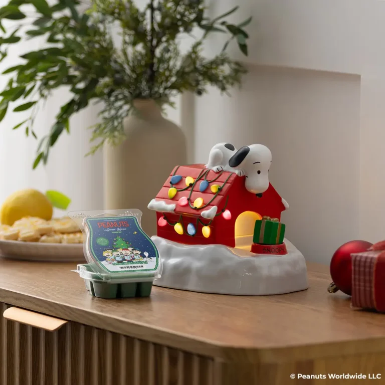 Peanuts™  Scentsy Collection with Snoopy | Shop Now