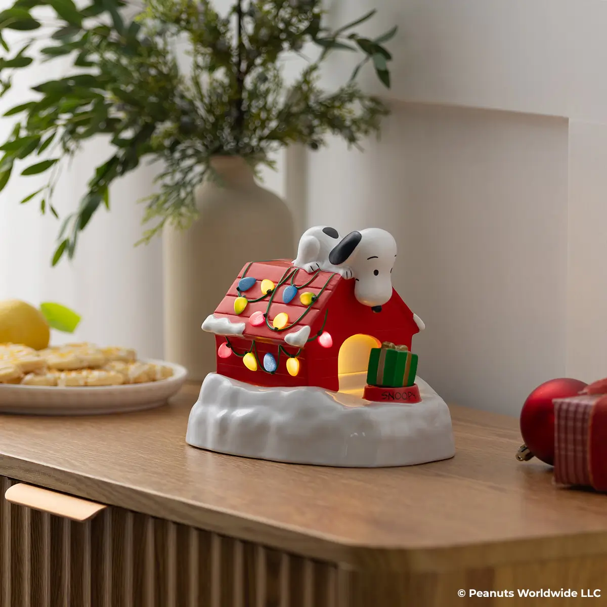Snoopy's Cozy Christmas Scentsy Warmer | Peanuts™