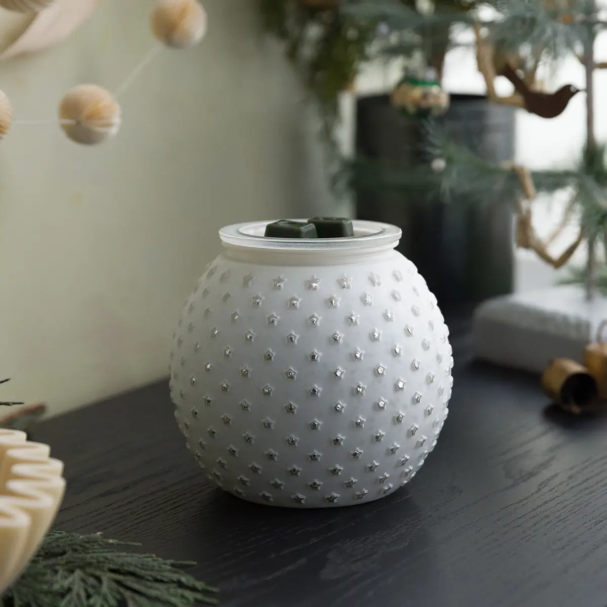 Snow Drop Scentsy Warmer | Holiday 2025