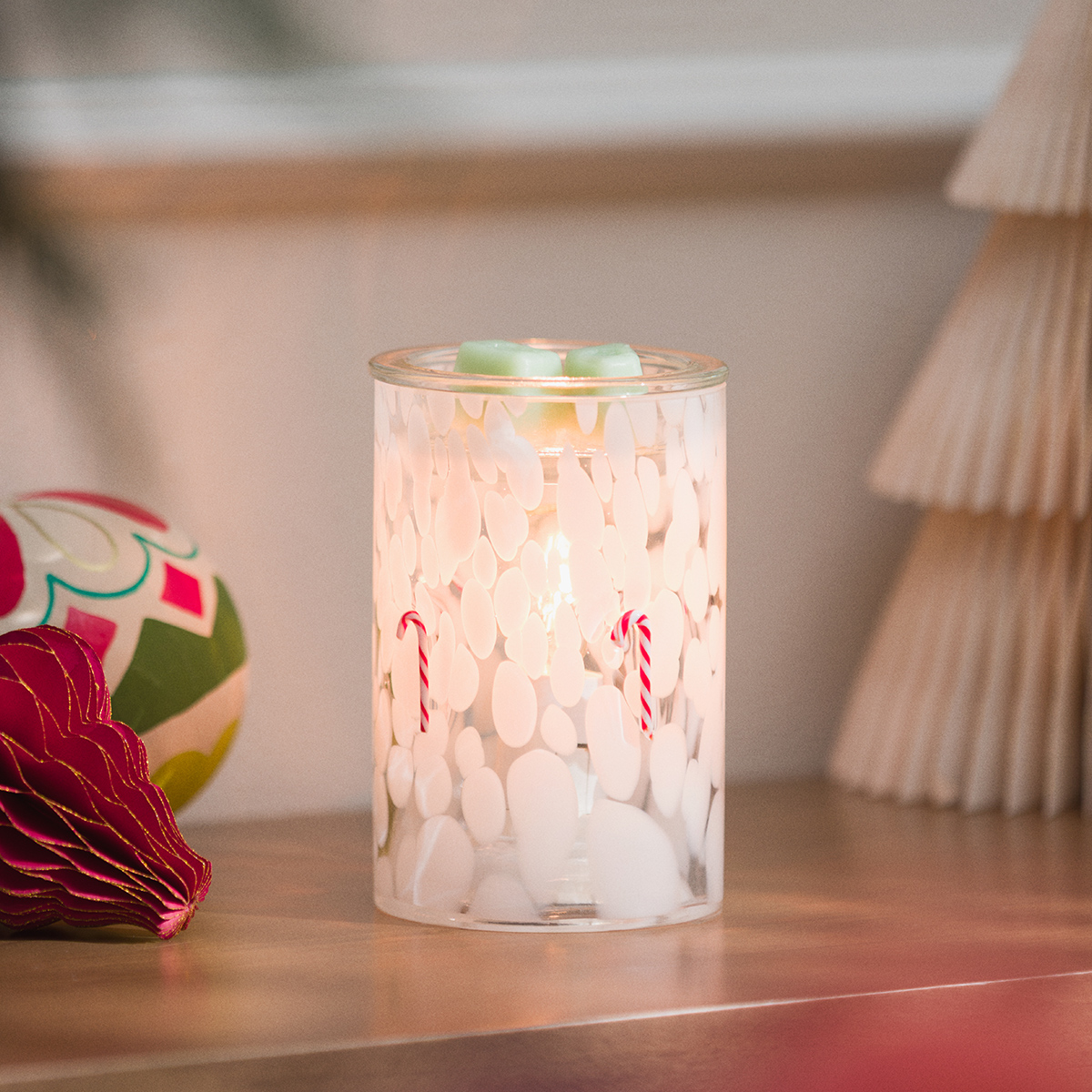 Scentsy 2025 Contemporary Christmas Holiday Collection: Shop 11/3