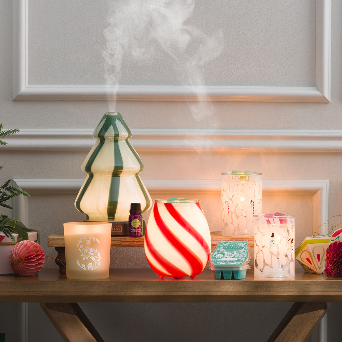 Scentsy 2025 Contemporary Christmas Holiday Collection: Shop 11/3