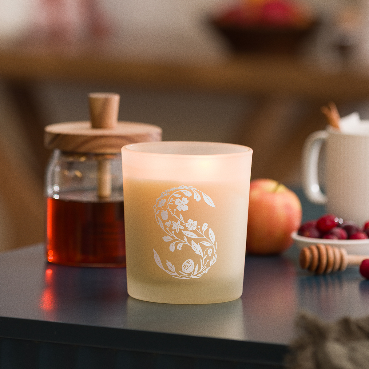 Winterberry Apple Tea Scentsy Candle