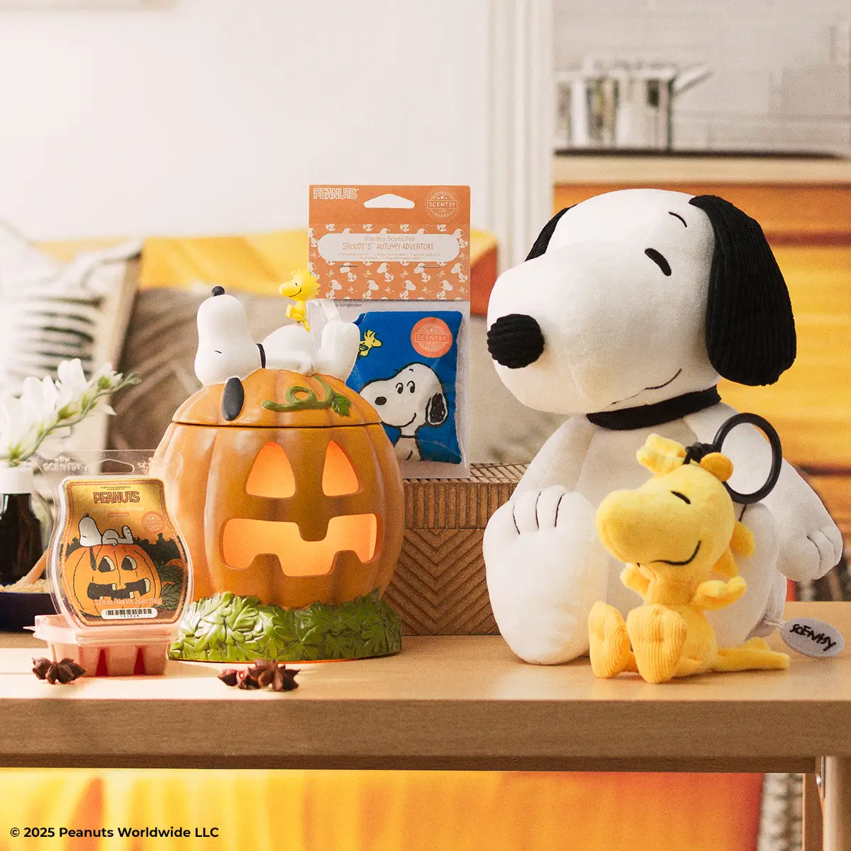 Peanuts™  Scentsy Collection with Snoopy | Shop Now