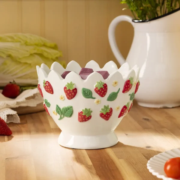 Strawberry Garden Scentsy Warmer - May 2026