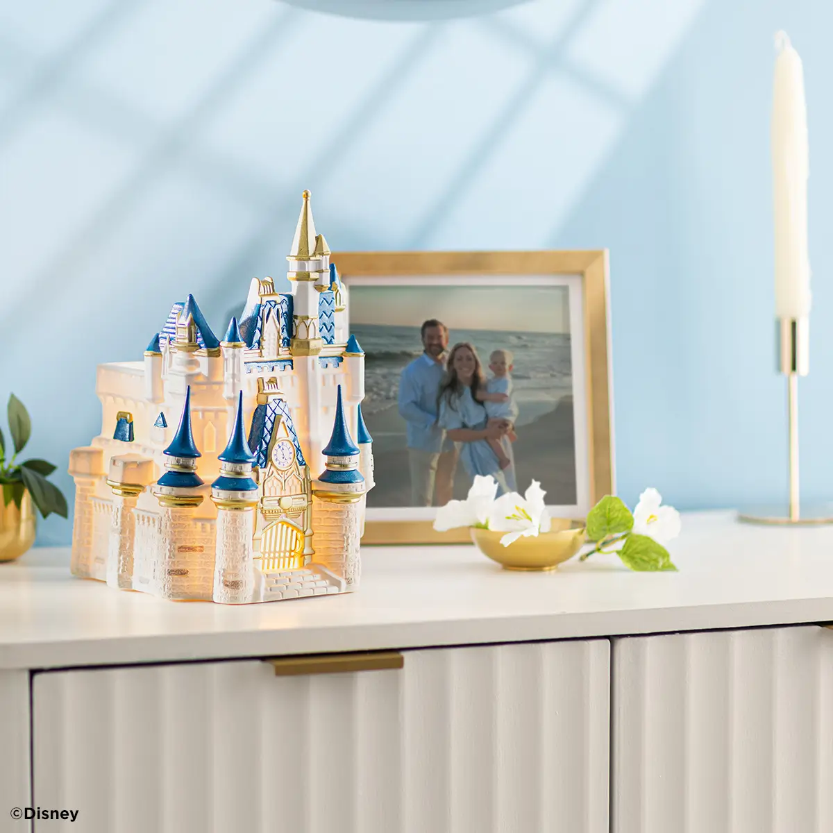 1200X1200-2026-Wdwcastle-Presale-Warmer-Right-Light-Ra Walt Disney World: Cinderella Castle Scentsy Warmer & Where Dreams Begin Brick Bundle