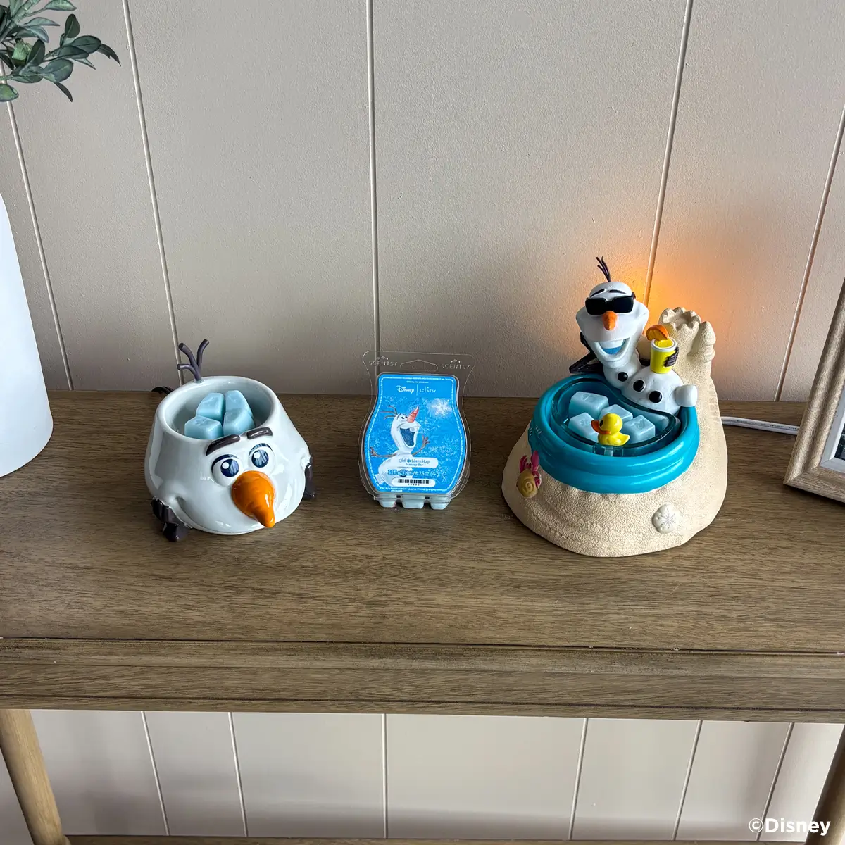 Olaf 2025 Scentsy Warmer: Disney Frozen Warm Fuzzies