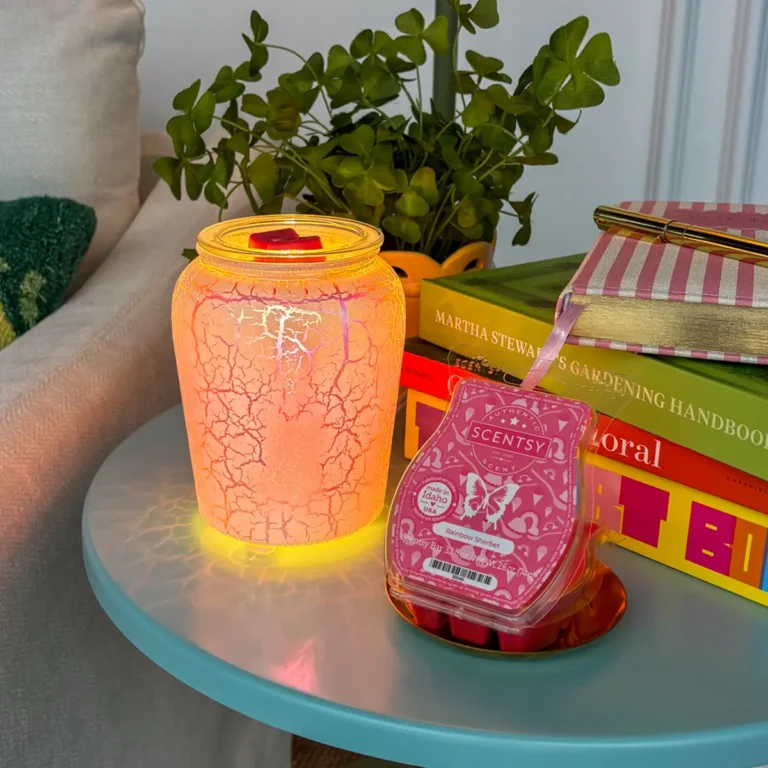 Scentsy 2026 St. Patrick's Day Iridescent Rainbow Warmer Bundle