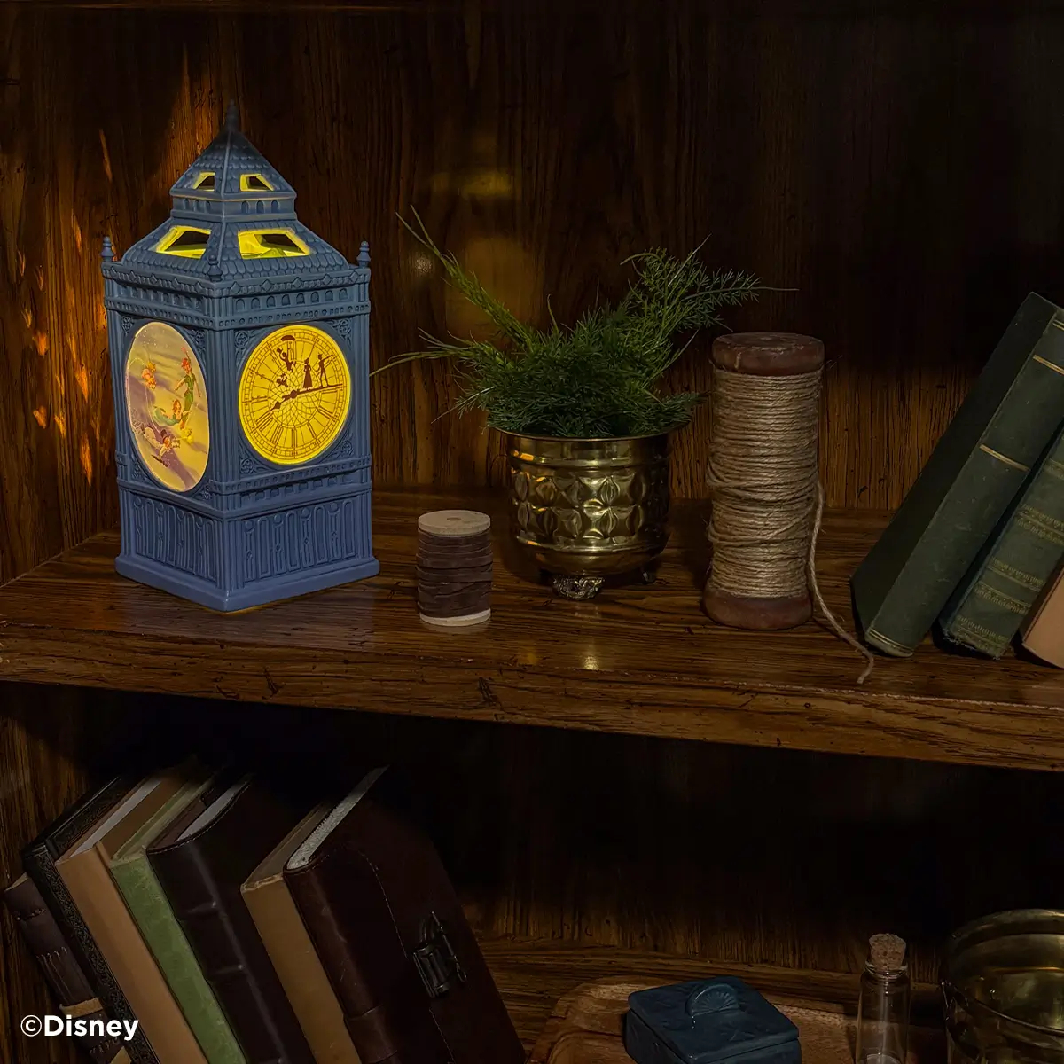 Scentsy X Disney Peter Pan Warmer Collection (2026) Scentsy X Disney Peter Pan Warmer Collection (2026)