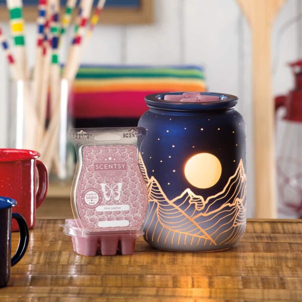 Mountain Sky Scentsy Warmer | August 2023