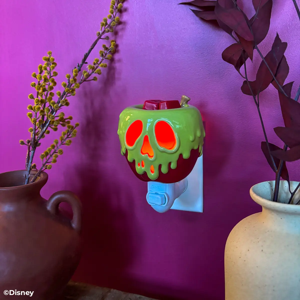 Just One Bite Poison Apple Scentsy Mini Warmer | Disney Villains
