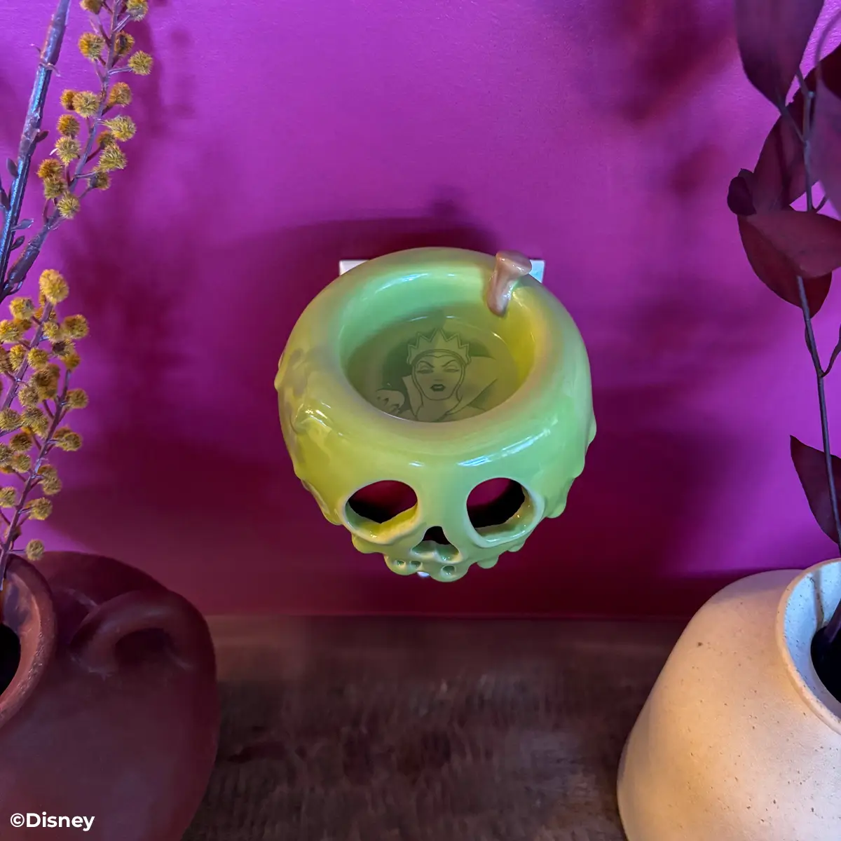 Just One Bite Poison Apple Scentsy Mini Warmer | Disney Villains
