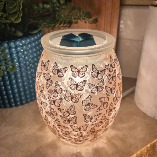 Butterfly Wings Scentsy Warmer | May 2025