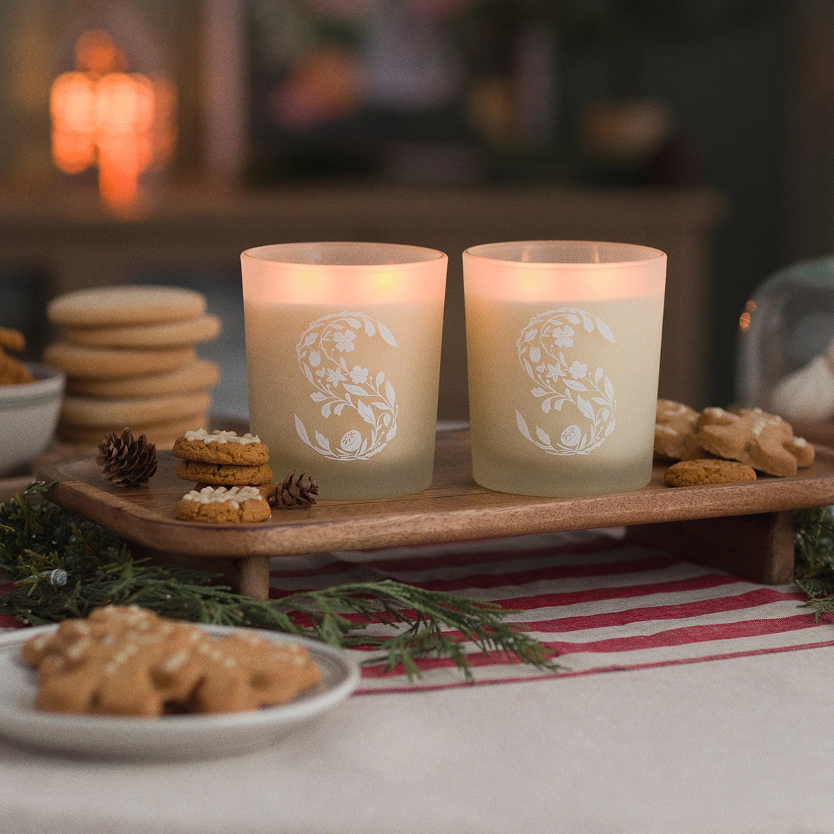 Gingerbread Hugs Scented Candle + Sugar Cookie Scentsy Candles