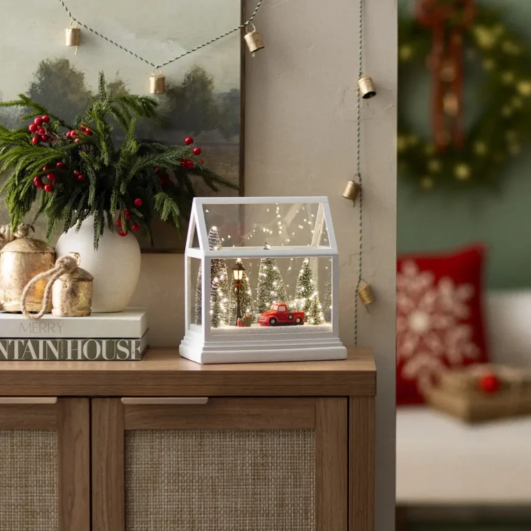 Scentsy 2025 Limited Edition Holiday Warmer Dashing through the Pines | Shop 11/1