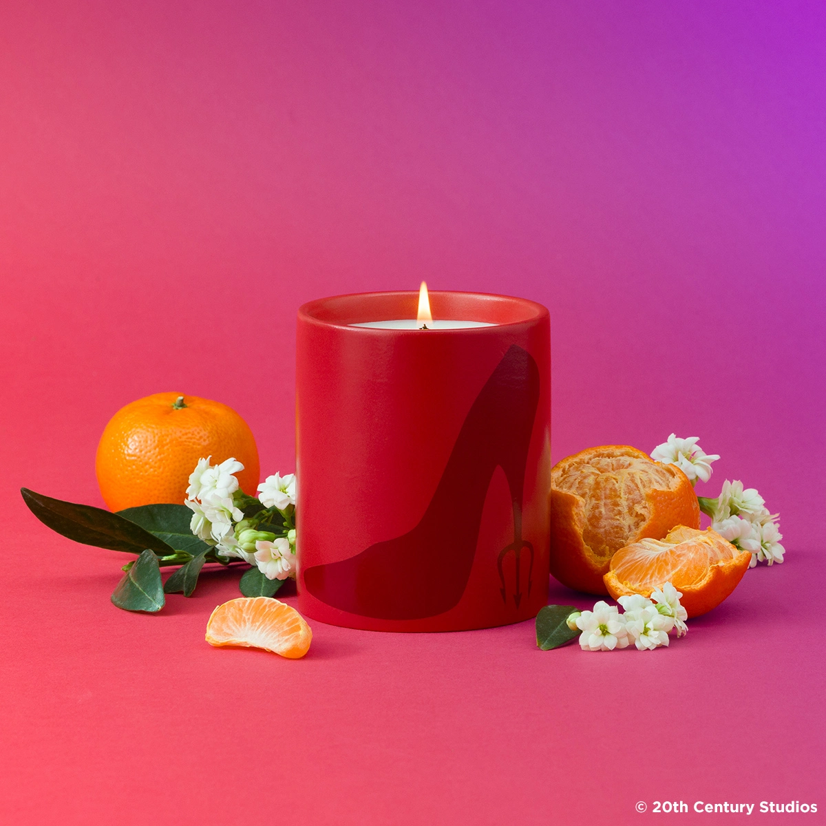 The Devil Wears Prada Scentsy Candle - Everybody Wants to be Us
