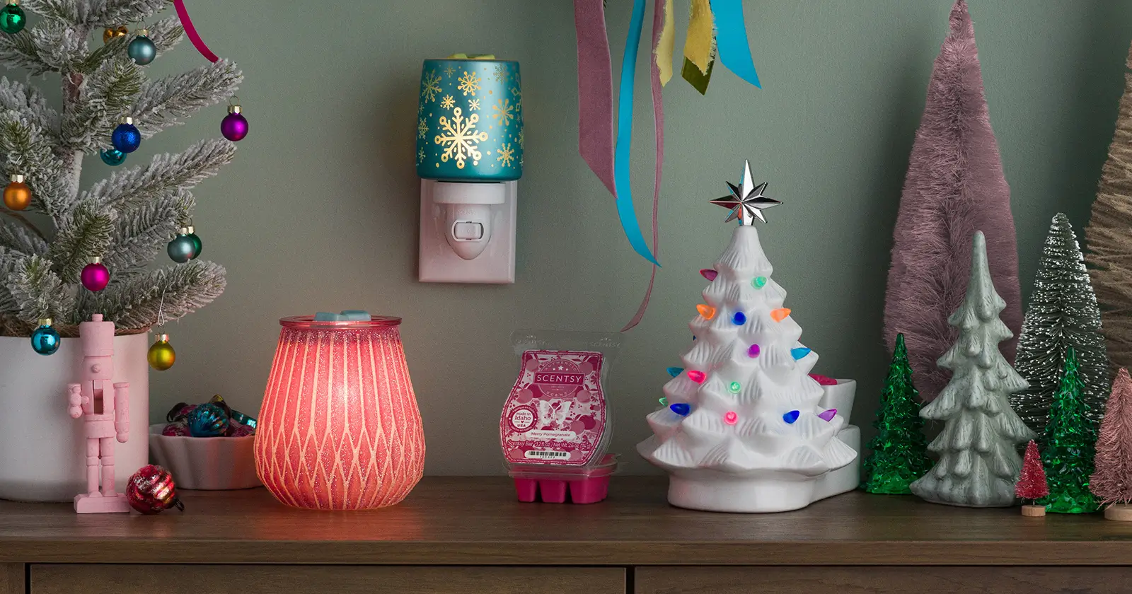 Scentsy 2025 Merry & Bright Holiday Special Collection | Shop 10/27