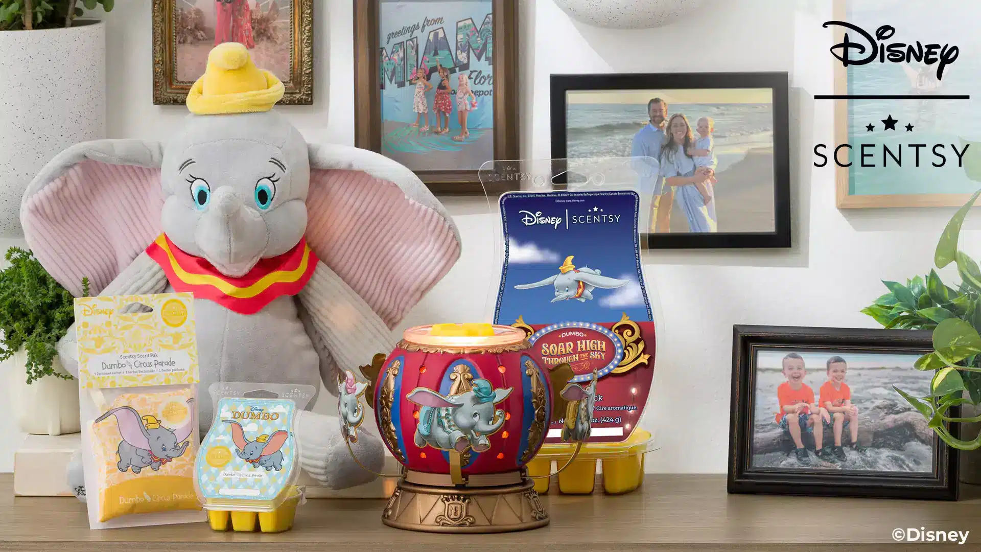 Walt Disney World: Dumbo The Flying Elephant Scentsy Warmer Scentsy Dumbo Collection