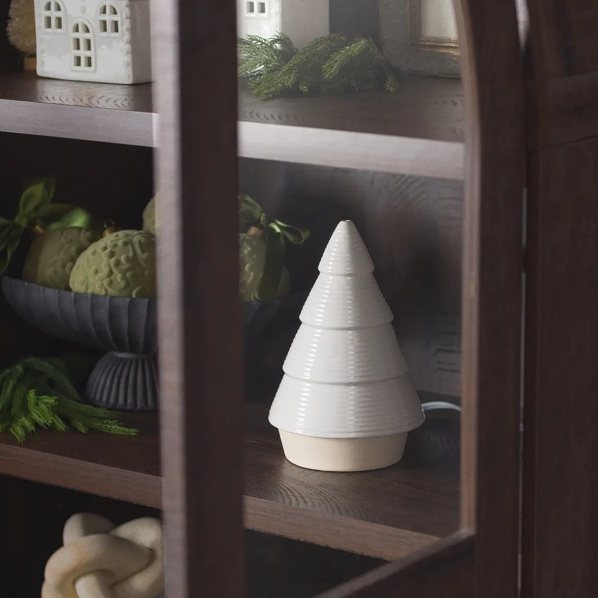 Nordic Pine White Scentsy Warmer | Christmas Tree