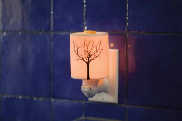 TILIA NIGHTLIGHT SCENTSY WARMER