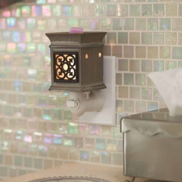 JANE SCENTSY NIGHTLIGHT WARMER | DISCONTINUED
