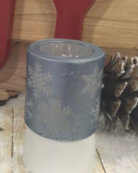 Scentsy Falling Snowflakes Warmer for Christmas 2016