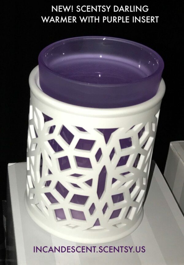 DARLING SCENTSY WARMER