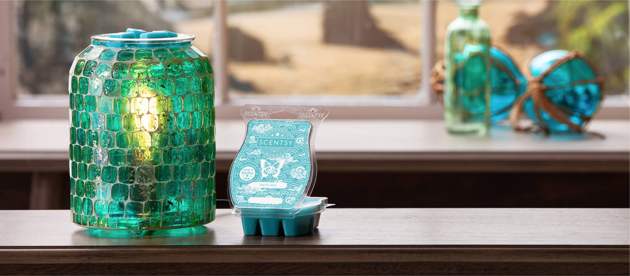 Scentsy June 2023 Warmer & Scent of the Month On the Seashore