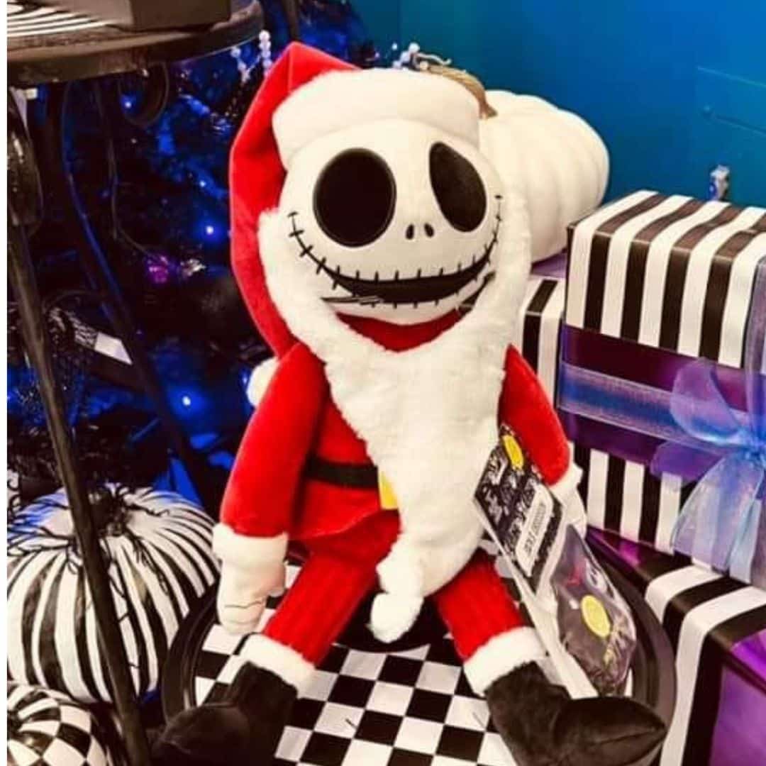 The Nightmare Before Christmas Scentsy Collection | Santa Jack Skellington | Shop 10/1 | 2022 | Incandescent.Scentsy.us The Nightmare Before Christmas Scentsy Collection | Santa Jack Skellington | Shop 10/1 | 2022 | Incandescent.Scentsy.us