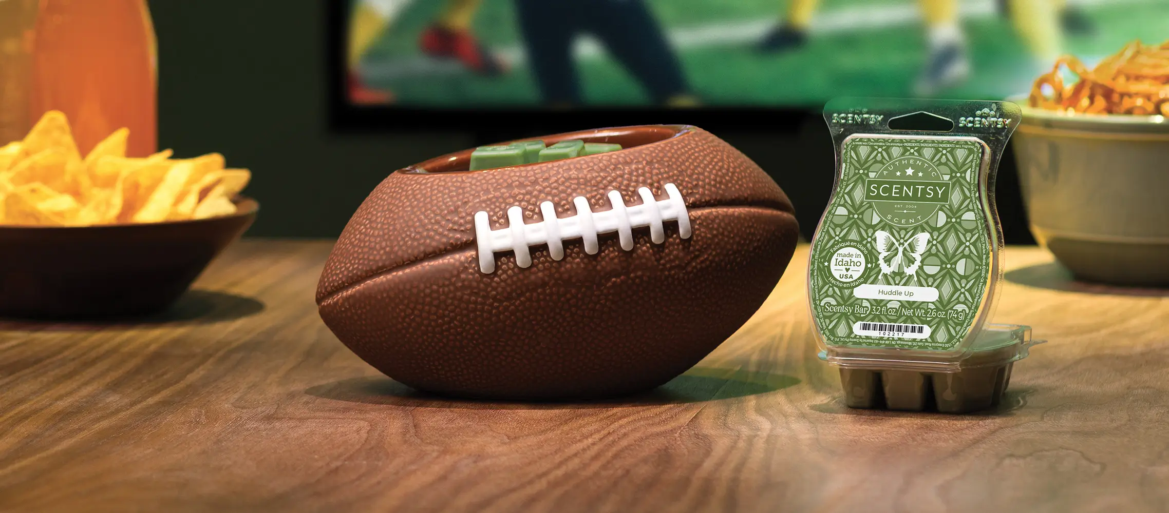 Scentsy August 2025 Warmer of the Month | First Down Football + Huddle Up