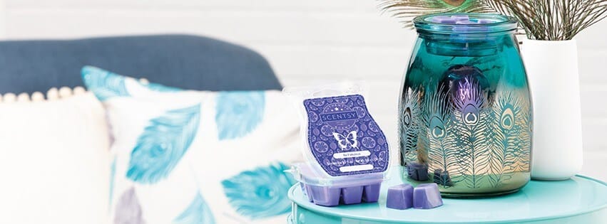 SCENTSY APRIL 2020 WARMER & SCENT OF THE MONTH - BE BOLD PEACOCK WARMER & BE FABULOUS