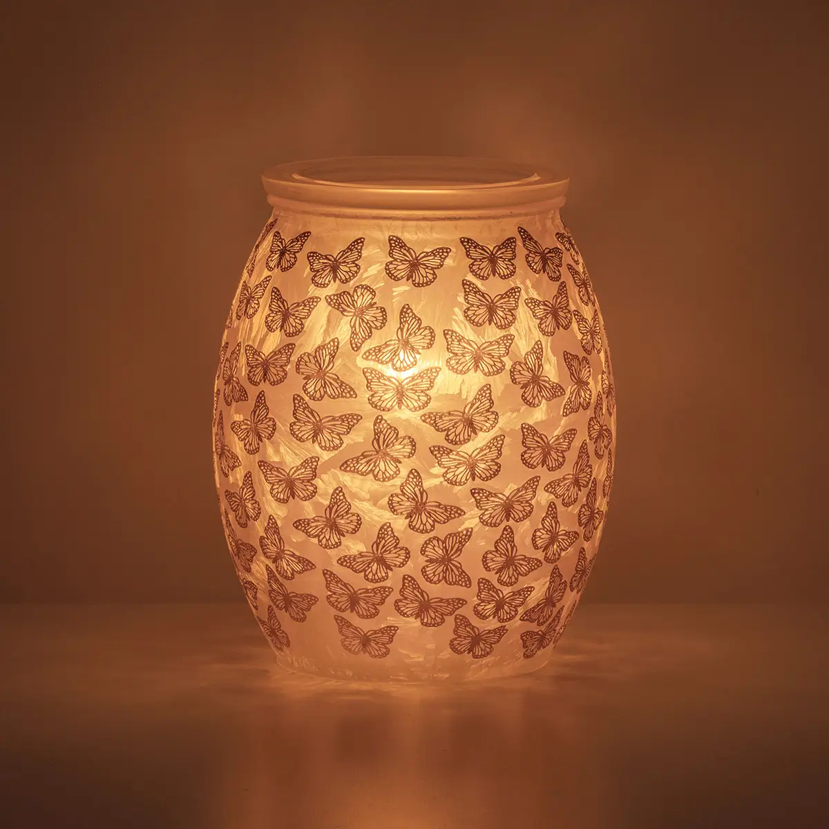 Scentsy May 2025 Warmer Of The Month | Butterfly Wings + Coconut Blossoms Scentsy May 2025 Warmer of the Month | Butterfly Wings + Coconut Blossoms