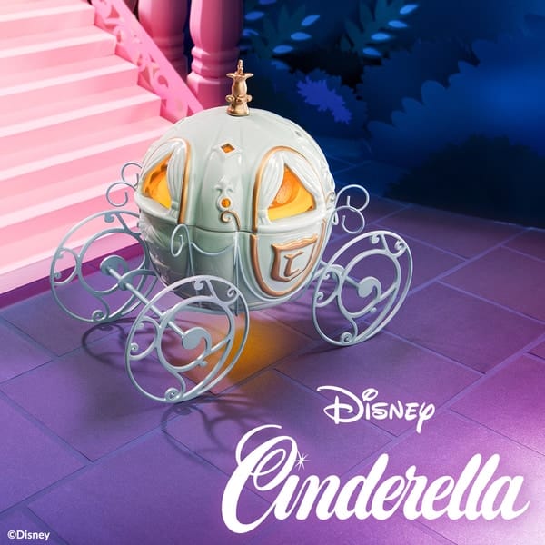 CINDERELLA SCENTSY CARRIAGE WARMER