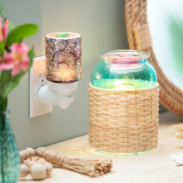 Carolina Coast Scentsy Warmer styled