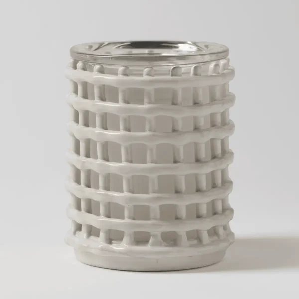 Cottage Weave Scentsy Warmer - May 2026