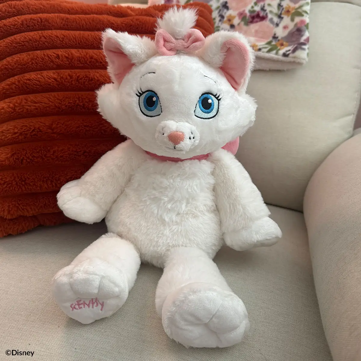 Scentsy X Disney The Aristocats Collection (2026) Scentsy x Disney The Aristocats Collection (2026)