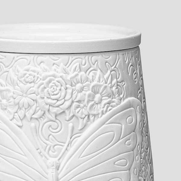 Flight Of The Monarch Scentsy Warmer 6 Flight of the Monarch Scentsy Warmer 6