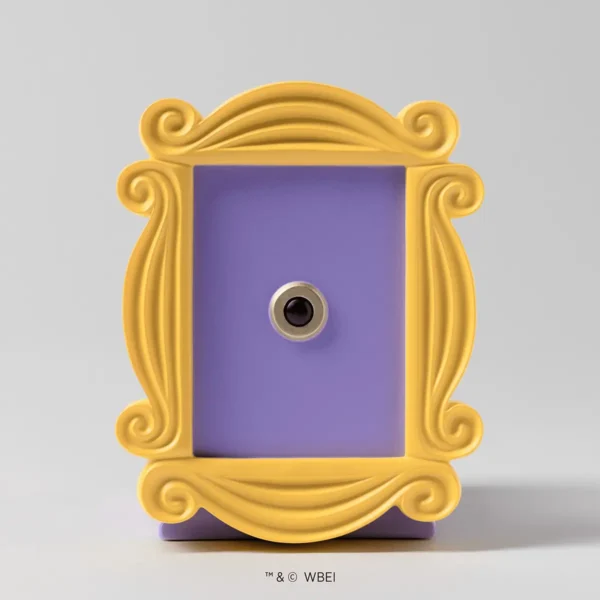 Friends ™ "The One With The Yellow Frame" Scentsy Warmer