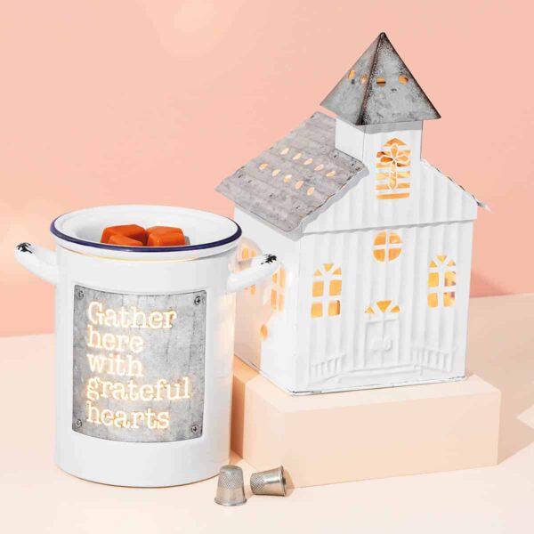 GRATEFUL HEARTS SCENTSY WARMER AND LITTLE CHURCH SCENTSY WARMER