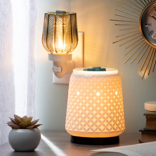 Gatsy Mini Scentsy Warmer Light from Within Scentsy Warmer