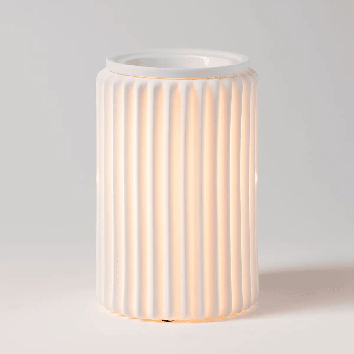 Fluted Glow Scentsy Warmer - Scentsy Inspire