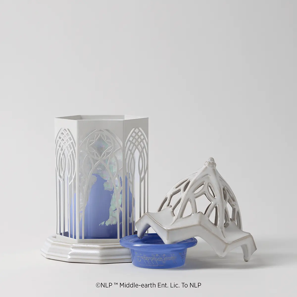 Homewarmerlordoftheringsrivendellpackshotdishliddetailra2026Pws_Highres The Lord of the Rings: Rivendell Scentsy Warmer
