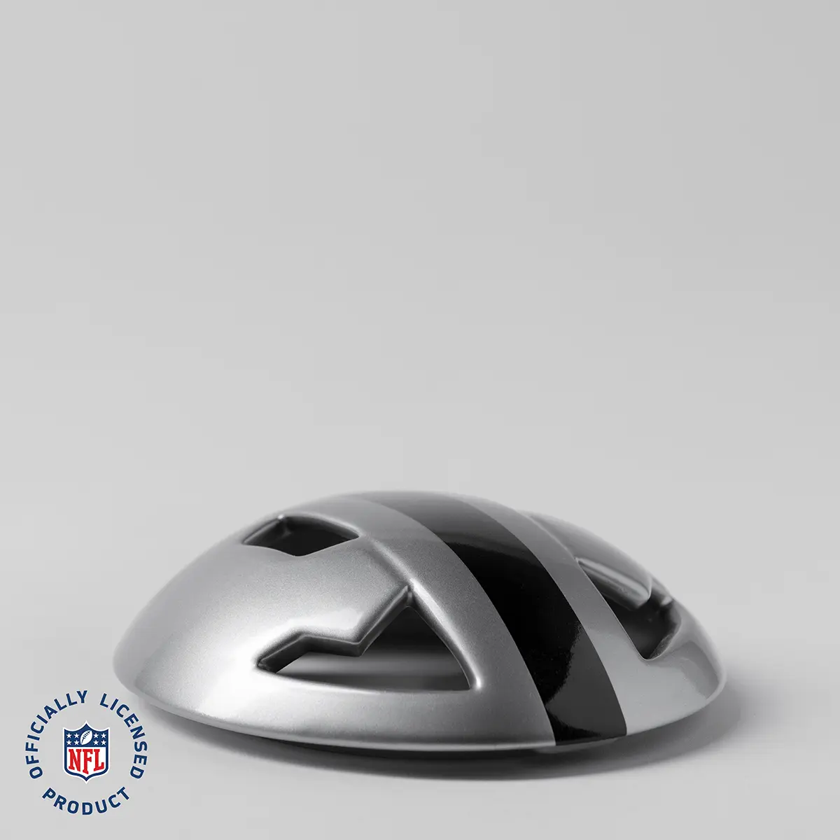 HOMEWarmerNFLLasVegasRaidersPACKSHOTLidR12026PWS_highres NFL Las Vegas Raiders Helmet Scentsy Warmer LID ONLY