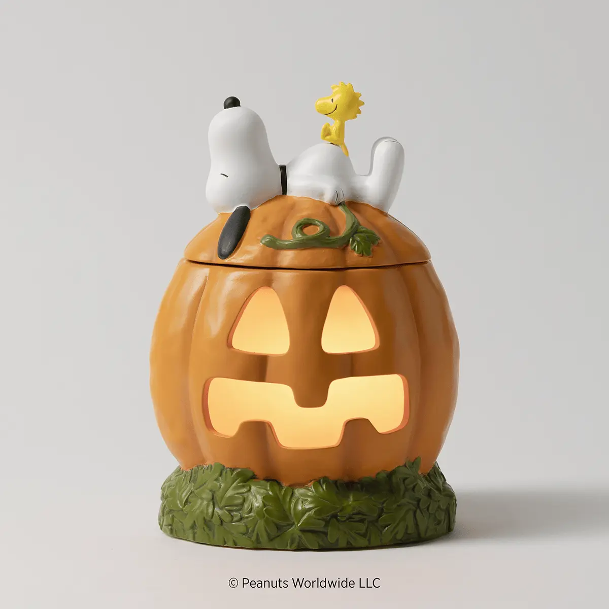 Snoopy’s Pumpkin Patch Scentsy Warmer | Peanuts™