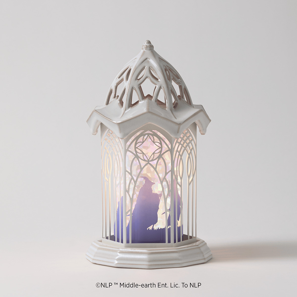 Homewarmerlordoftheringsrivendellpackshotglowmainra2026Pws_Highres The Lord of the Rings: Rivendell Scentsy Warmer