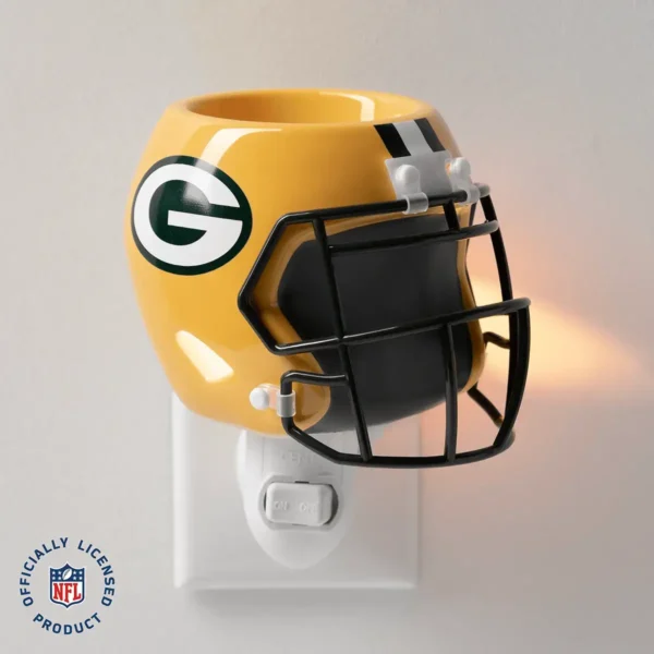 Homeminiwarmernflgreenbaypackerspackshotglowmainr12026Pws_Highres NFL Green Bay Packers Helmet Mini Scentsy Warmer (2026)