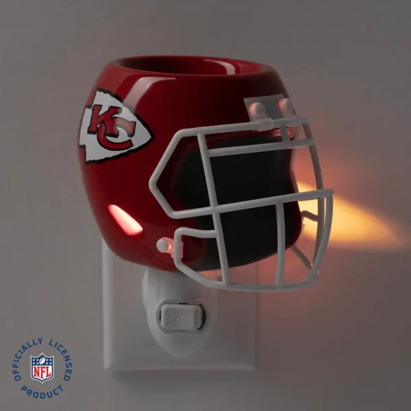Homeminiwarmernflkansascitychiefspackshotdarkr12026Pws_Highres NFL Kansas City Chiefs Helmet Mini Scentsy Warmer (2026)
