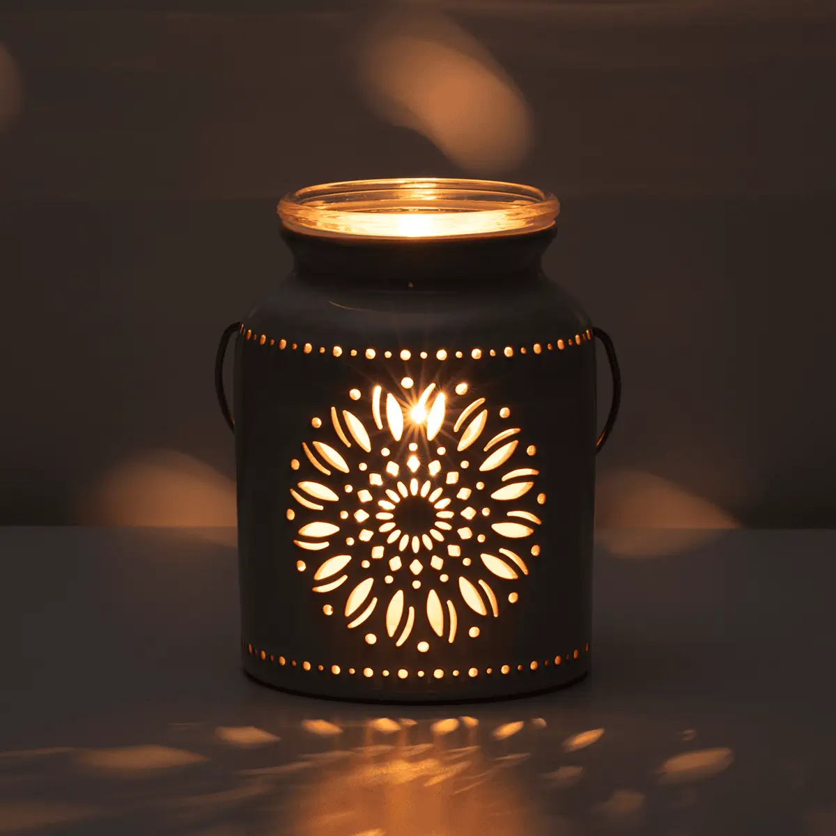 Heirloom Flower Scentsy Warmer